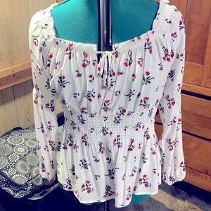 Almost Famous , XL, 3/4 or long sleeve , on or off the shoulder shirt.